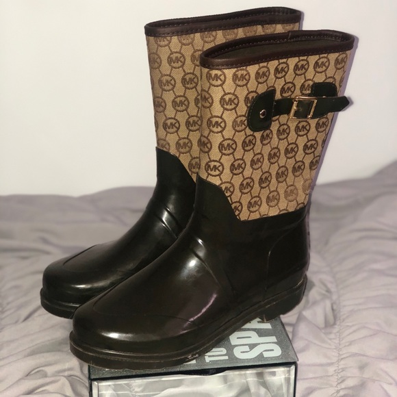 Michael Kors Rainboots (20% off) - Picture 1 of 7
